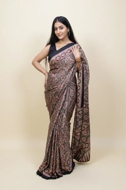 black saree 2